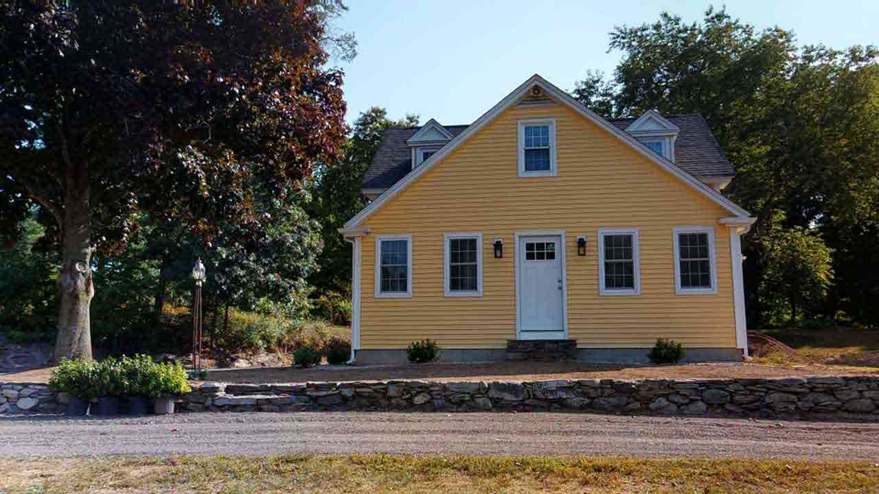 162 Bedford Street (Lakeville, MA) refab living