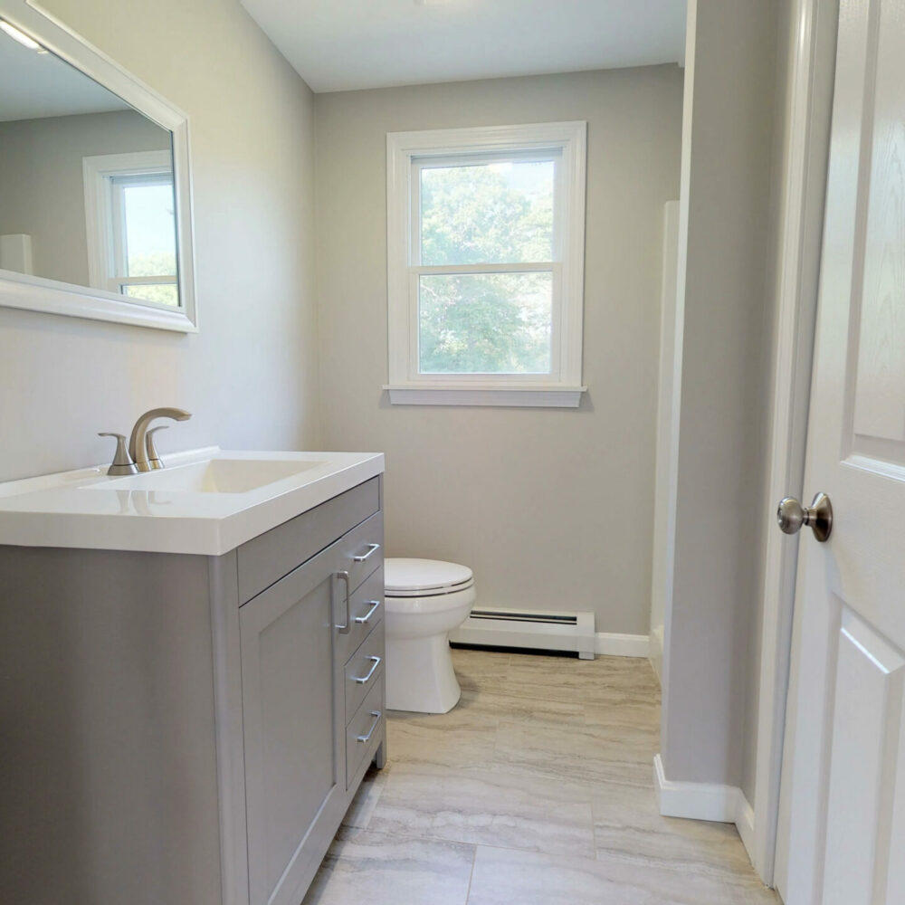 19 - Master Bathroom